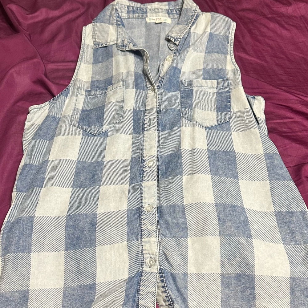 Love, fire Womens Blue Checkered Tank Top, Used, Great condition, Size L